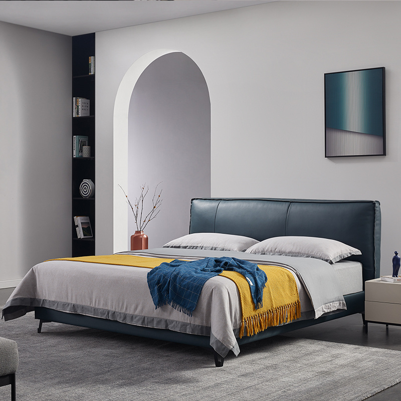 Modern Italian Design Soft Double Queen Size Leather Bed